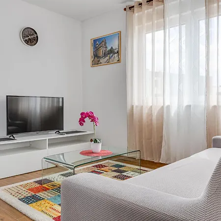 Petra By Interhome شقة